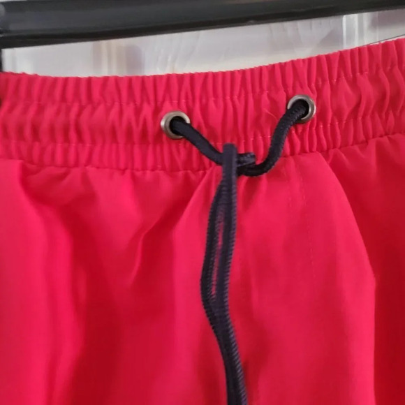 Club Room Men's Quick-Dry Performance Solid 7" Swim Trunks, Created for Macy's - Picture 3 of 12